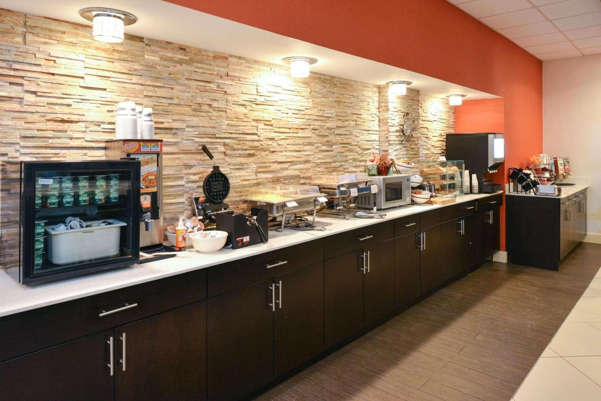 Country Inn & Suites By Radisson Nashville Airport Tn Exterior photo